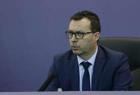 Džindić poručuje: Odluke Vlade FBiH i Energoinvesta o cijeni plina direktno su ubile Željezaru