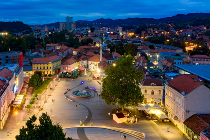 Štrajk upozorenja u osnovnim i srednjim školama u TK