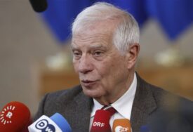 Borrell: EU spremna da razmotri mjere protiv Srbije