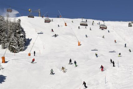DEBAKL ZIMSKOG TURIZMA Mnoga skijališta u Evropi se zatvaraju