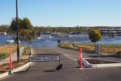 VANREDNO STANJE Stravične poplave u Australiji nose sve pred sobom (VIDEO)