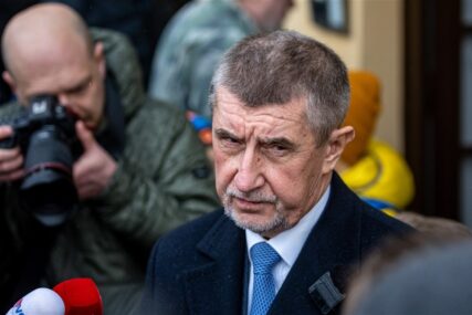 Kandidat za predsjednika Češke dobio prijeteće pismo: U koverti je bio i metak