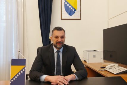 Novom šefu diplomatije BiH stižu čestitke, ali i jedan poziv na forum koji je prihvatio