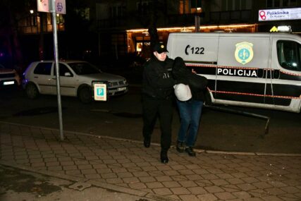 Deset osoba uhapšenih zbog napada na državljane Srbije predato Tužilaštvu KS