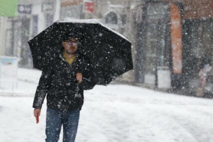U BiH danas pretežno oblačno, narednih dana kiša i snijeg