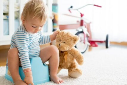 Pedijatri objašnjavaju: Ovo je šest znakova da vaše dijete nije spremno za odvikavanje od pelena
