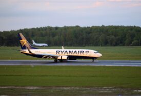 Avion Ryanaira prinudno sletio u Njemačkoj: "Mislio sam da će se raspasti"