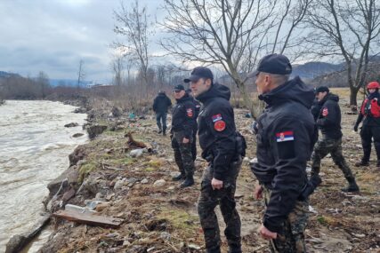 U Srbiji evakuisano 106 osoba, još se traga za osobom koja je upala u Trnavsku rijeku