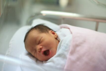 Stigli novi stanovnici: U bh. porodilištima rođeno 48 beba
