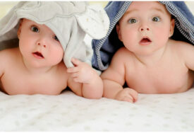U posljednje vrijeme raste broj blizanačkih trudnoća, koji faktori na to utiču?