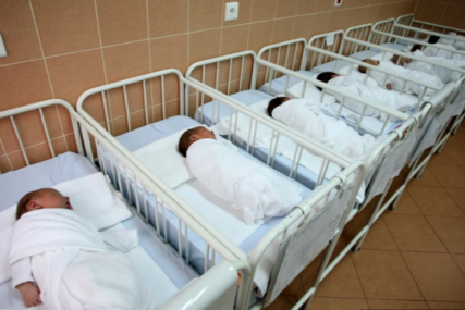Lijepe vijesti ovoga jutra: U BiH rođene 33 bebe
