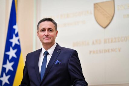 Bećirović: BiH je predugo čekala na status kandidata za članstvo u EU
