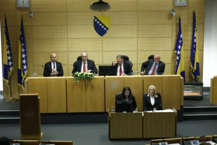 Reakcije nakon izbora rukovodstva federalnog Doma naroda: Oglasili se Zahiragić, Džeba i Stojanović