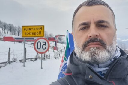 Enver Beganović na putu ka Mekki: Budući hadžija prepješačio više od 1.500 kilometara