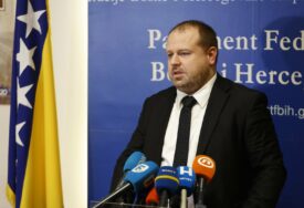 Šabanović: Ja ne znam da se ikad Vlada Federacije formirala prije proljeća...