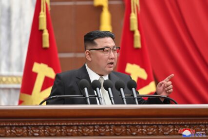 Kim Jong-un najavio razvoj nuklearnog oružja, pa smijenio drugog čovjeka vojske: Dugo nije viđen u javnosti