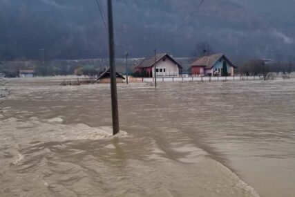 Proglašena vanredna situacija u Novom Pazaru, u Sjenici evakuisano nekoliko porodica (VIDEO)