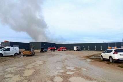 Kamenjašević: Požar u fabrici "Malagić" brzo se širio zbog velike količine gorive materije