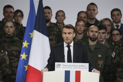 Francuska će izdvojiti za vojsku 400 milijardi eura
