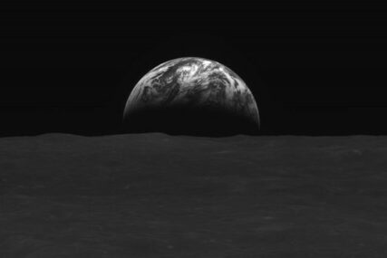 FOTO Objavljene sjajne snimke Zemlje i Mjeseca, poslala ih prva sonda Južne Koreje