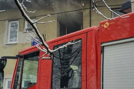 U požaru u stambenoj zgradi u Prijedoru stradala žena