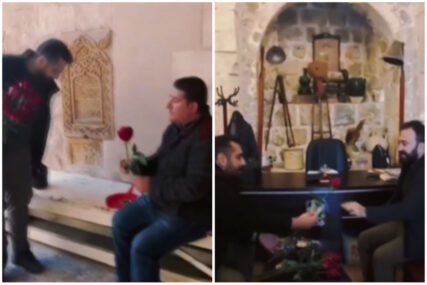 Divan gest i poruka: Vjernicima u crkvama u Turskoj podijeljene ruže