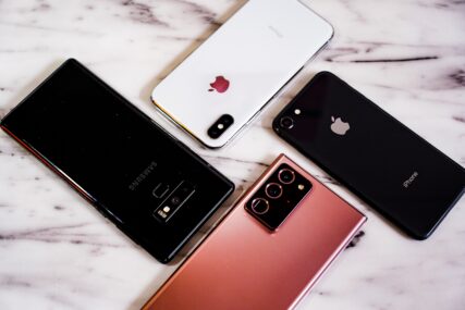 Da li kupiti iPhone ili Android telefon? Jedan od njih je mnogo vrjedniji polovan