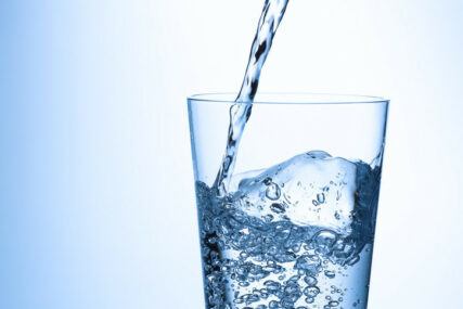 U borbi protiv zagađenja: EU uvela zakonodavstvo o vodi za piće