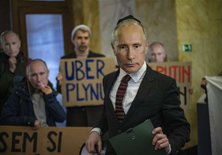 FOTO: EPA-EFE/MARTIN DIVISEK