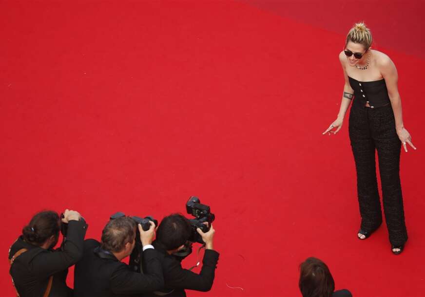 FOTO: EPA-EFE/GUILLAUME HORCAJUELO / POOL