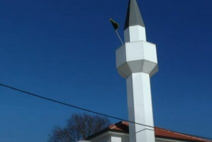 Vlasti Neuma prijete rušenjem džamije: "To je van svake pameti"