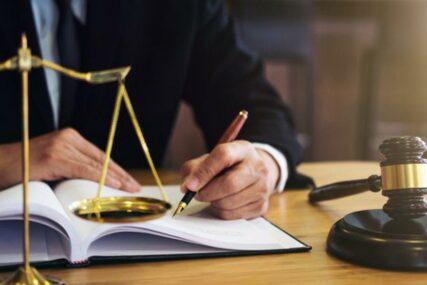 Je li notarski lobi zaustavio provođenje presude Vrhovnog suda