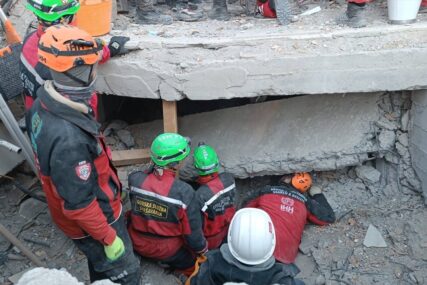 Sarajevski spasioci učestvovali u spašavanju šestočlane porodice