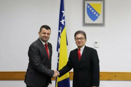 Ministar Hurtić i ambasador Kinefuchi razgovarali o aktivnostima i reformama u BiH