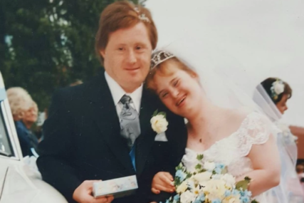 Moja sestra se 1995. udala: Svi su nam govorili da je to odvratno i da treba zabraniti vjenčanje. Ni slutili nisu koliko su pogriješili