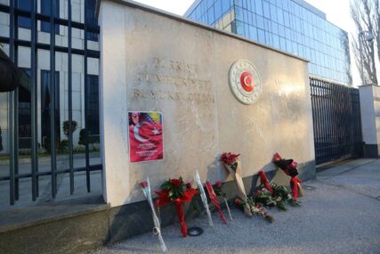 Turska ambasada: Sa svim svojim institucijama priznajemo genocid u Srebrenici