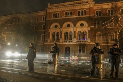 Na današnji dan, 7. februara zapaljena zgrada Predsjedništva BiH