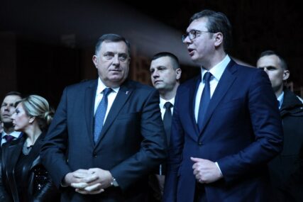 A ko će zaustaviti Milorada Dodika?