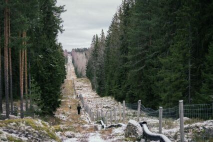 Finska podiže ogradu prema Rusiji