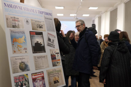 Na izložbi u Sarajevu prezentirano više od 300 naslovnih stranica uglednih listova iz 36 država