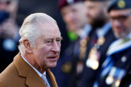 Kralj Charles posjetio ukrajinske trupe na obuci u Engleskoj