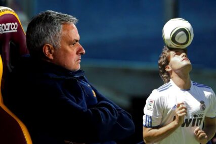 Jose Mourinho mrzi samo jednog fudbalera: "Da se avion s igračima sruši, ti opet nećeš igrati"