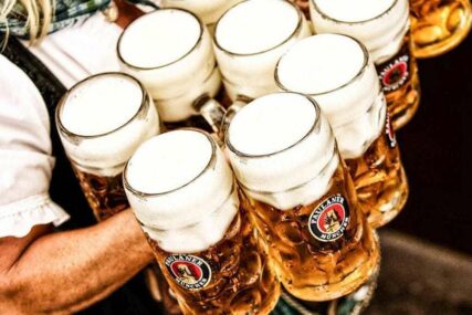 "Panika" u Njemačkoj: Radnici poznatih pivara stupili u štrajk, najavljeno poskupljenje