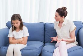 OBRATITE PAŽNJU NA SVOJU DJECU Šest najčešćih znakova anksioznosti kod djece, prema psihologinji