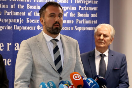 Igor Stojanović za Bosnainfo: Jedno od rješenja za deblokadu je da Lendin veto ide na potvrdu u Klub Bošnjaka