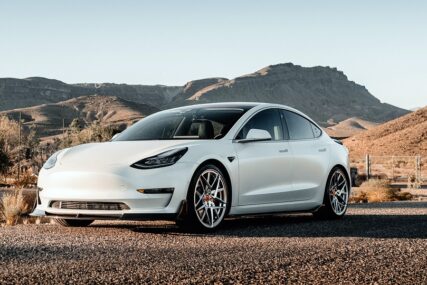 Veliki uspjeh: Tesla je i na njemačkom tržištu vodeća marka električnih vozila