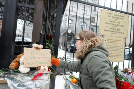 Dok je oko njih vihor rata, u Kijevu se solidarišu sa građanima Turske