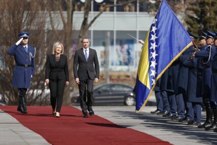 Premijer Slovenije stigao u Sarajevo: Jedna od tema utjecaj ruske agresije u Ukrajini na region