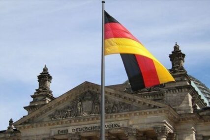 Istraživanje provedeno u Njemačkoj pokazalo je da više od polovine mladih ne vjeruje vladi