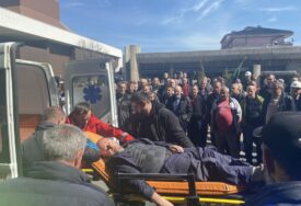 Potresne scene iz Zenice: Rudari padaju u nesvijest nakon štrajka glađu